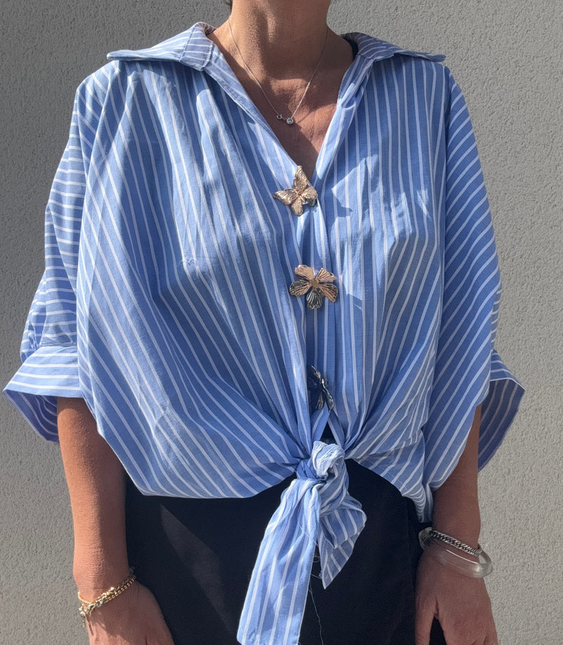 Blouse Vittoria – Un souffle d’élégance et de liberté